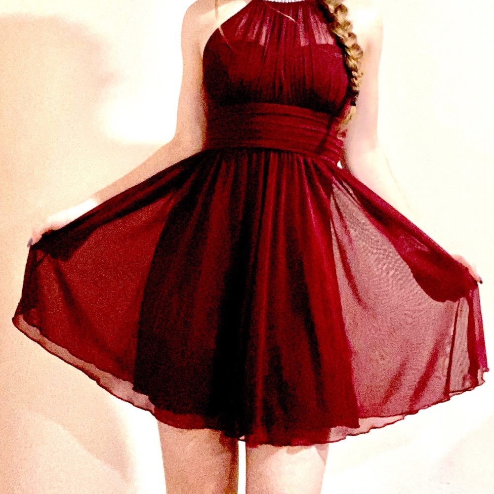 Knee-length, short red dress
